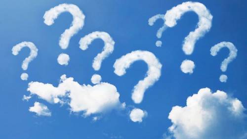 Signos de interrogación en el cielo
